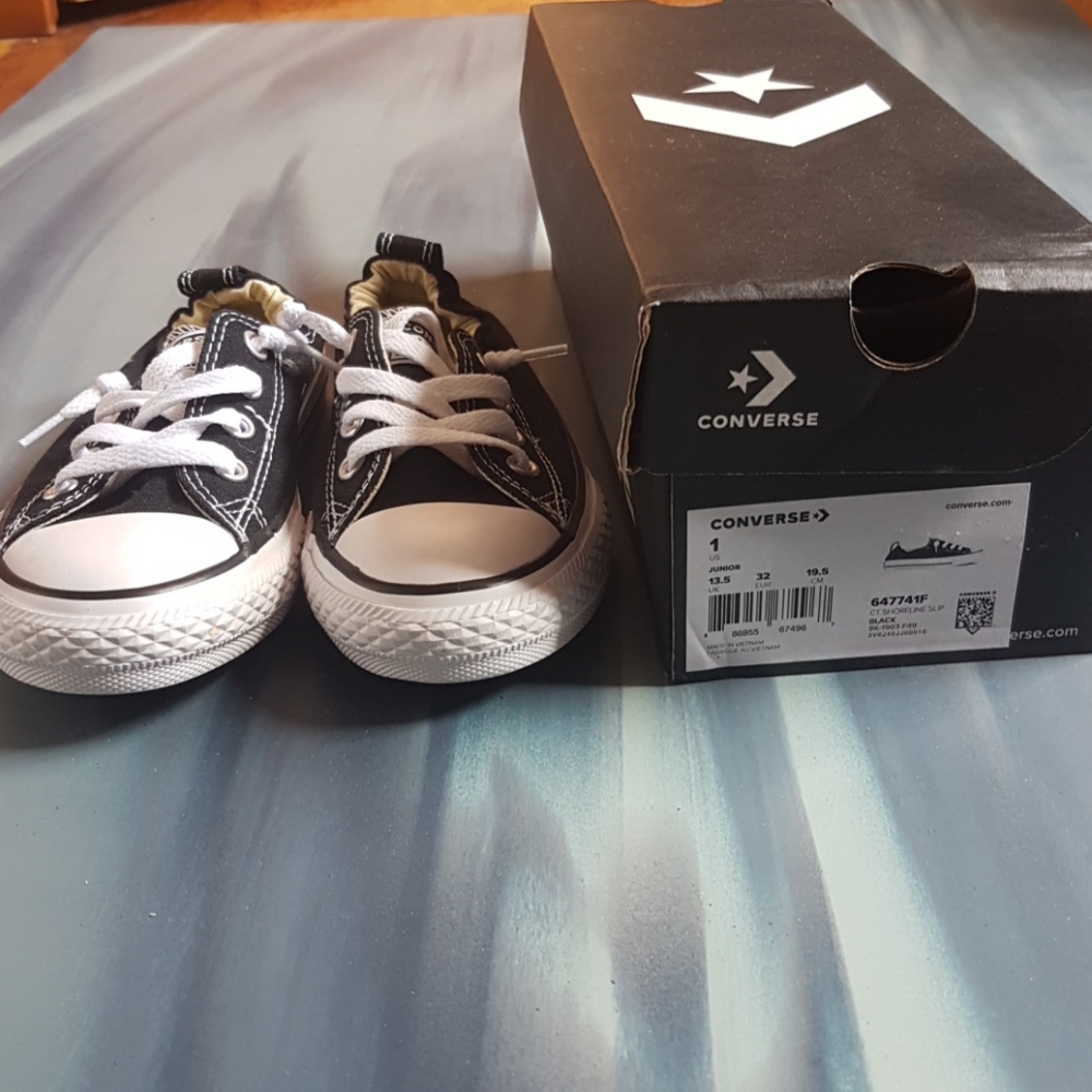 Converse Girls' Shoreline Shoes - Never Worn!
